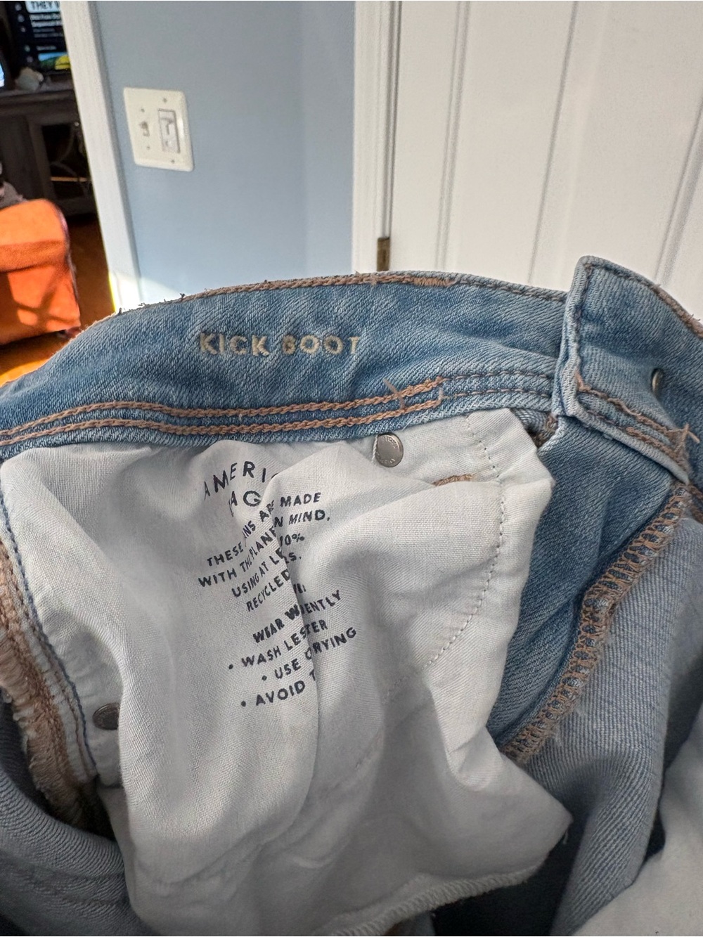 American Eagle Cargo Kick Boot jeans - Picture 4 of 4
